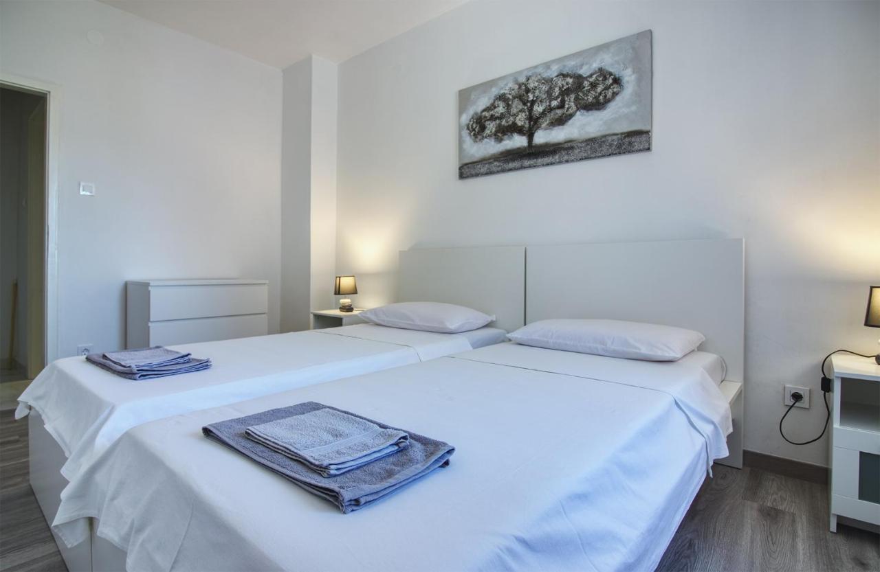 Holiday Home Volta Rakalj Bagian luar foto