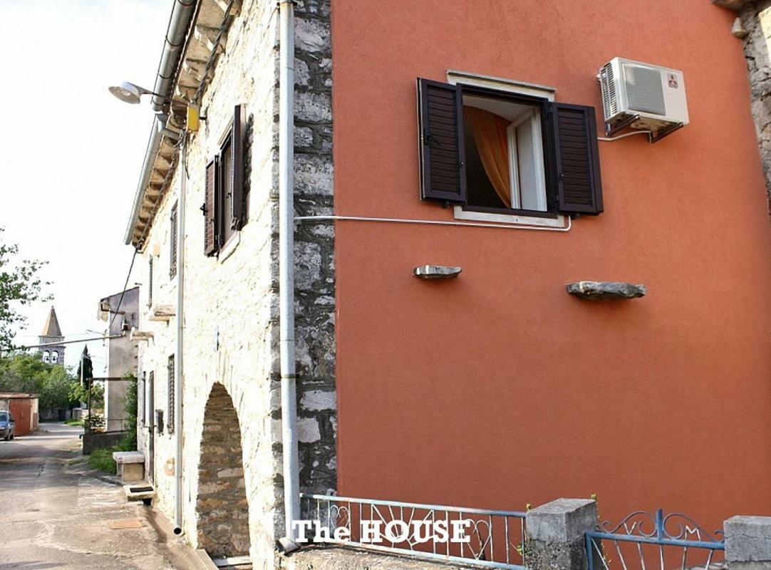 Holiday Home Volta Rakalj Bagian luar foto
